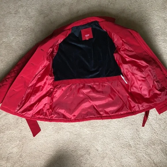 Red ESPRIT quilted fall coat - Picture 4 of 8